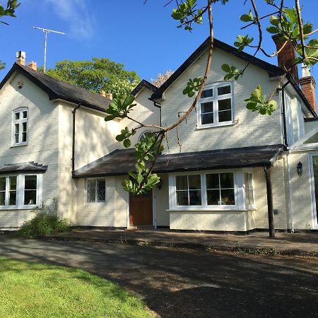 Bron Hafren Bed & Breakfast Монтгомъри Екстериор снимка